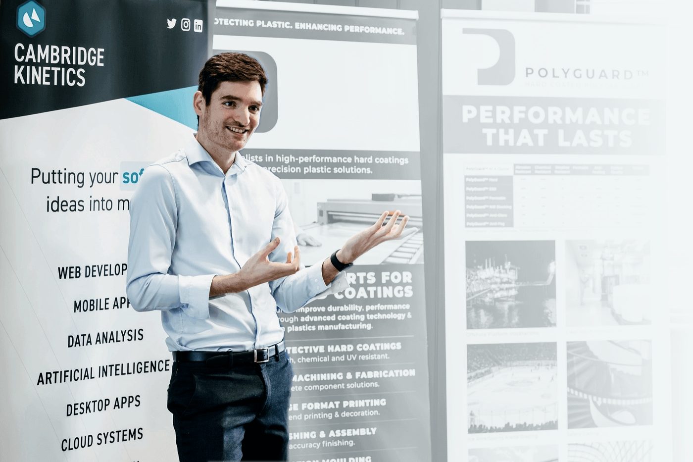 Jason Mashinchi speaking at a manufacturing conference